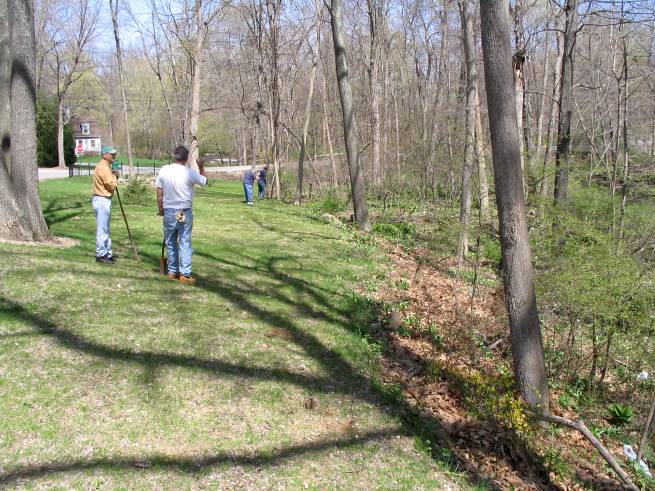 Planting-CreekBend_04_21_06-0071.jpg 87.8K